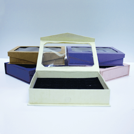 Displays - D9016
