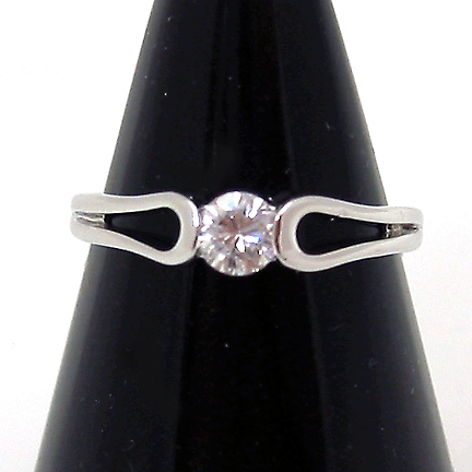 Rings - R8492