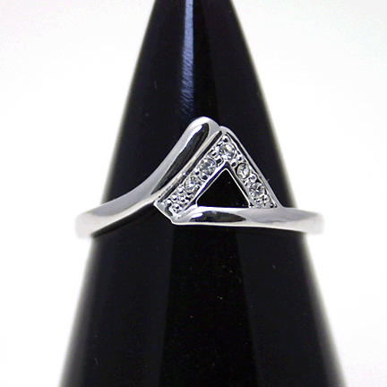 Rings - R8589