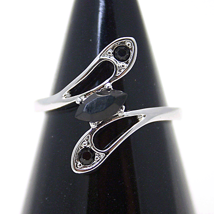 Rings - R8802